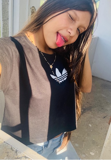Ale — live cam girl streaming now